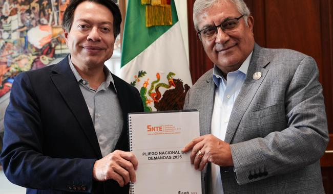 Recibe titular de la SEP Pliego Nacional de Demandas del SNTE