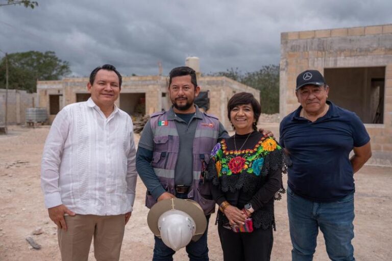 Supervisan Gobernador Joaquín Díaz Mena y titular de la Sedatu avances del Programa de Vivienda para el Bienestar