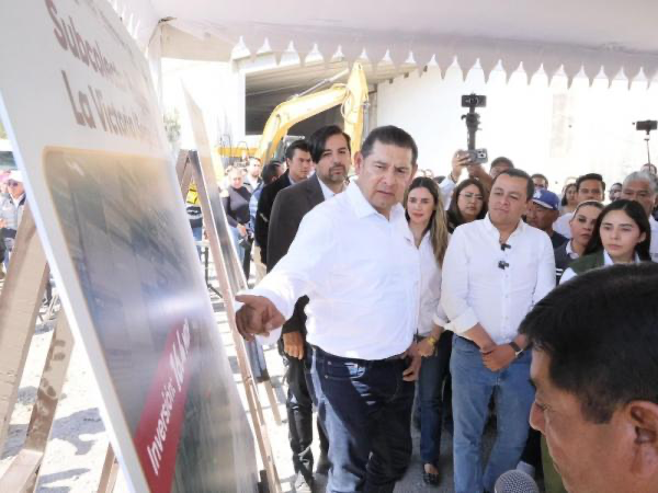 Gobierno estatal mejora calidad del agua con obra de saneamiento del Atoyac