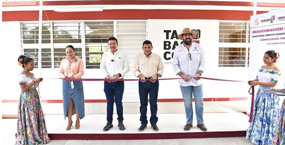 Crónica: Después de 9 generaciones tomando clases en medio de paredes de madera, alumnos del Telebachillerato Comunitario Número 17 encuentran que ahora “hasta el bote de basura nuevo”