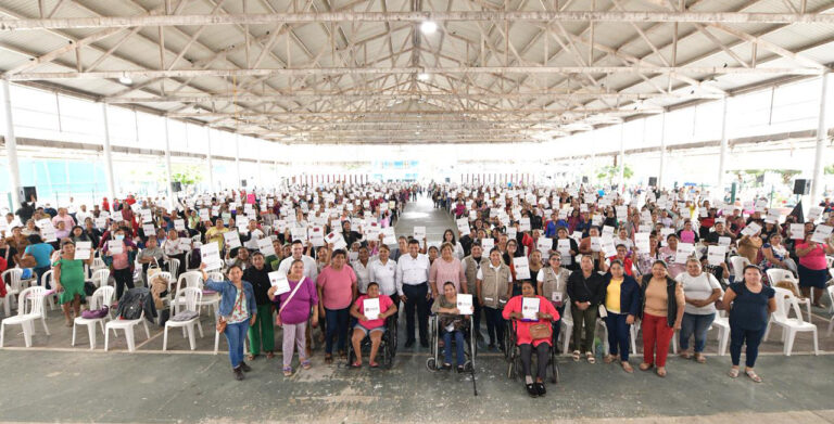 En Tabasco la apuesta es a las mujeres, afirma Gobernador Javier May, al entregar 600 certificados del programa Tandas para la Mujer en Jonuta
