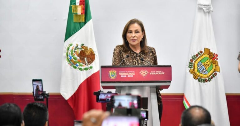 Gobierno de Veracruz moderniza parque vehicular sin generar deuda: Rocío Nahle