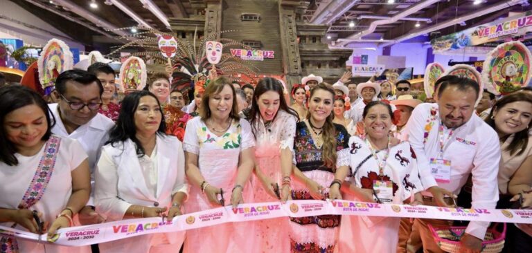 Rocío Nahle pone a Veracruz de moda en el Tianguis Turístico