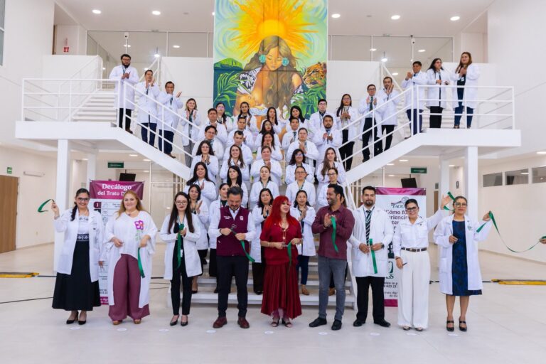 Layda Sansores inaugura Hospital de Gineco Pediatría No. 15 en Ciudad del Carmen