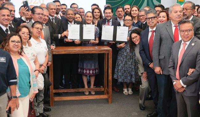La primavera laboral llegó para quedarse: Presidenta anuncia acuerdo para que trabajadores del Estado ganen el salario medio del IMSS
