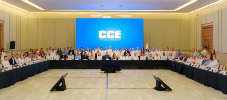Fortalece Mara Lezama alianza con el sector empresarial para impulsar empleos e innovación con el Distrito Financiero y Tecnológico de Cancún