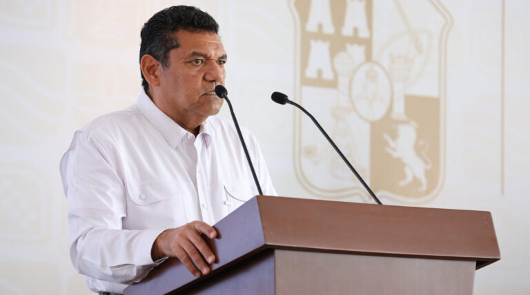 Ofrece Gobierno de Tabasco apoyo a familiares de víctimas y comerciantes afectados por incendio en nave del Parque Tabasco; Javier May expresa sus condolencias y solidaridad