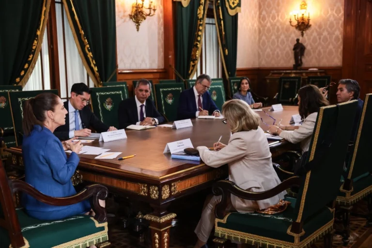 Sheinbaum se reúne con presidenta del Banco Europeo de Inversiones en Palacio Nacional