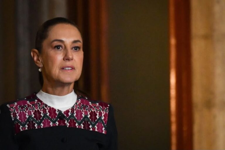 Hoy sale un equipo de rescatistas y personal de sanidad de México a Venezuela para ayudar tras sismos: Sheinbaum