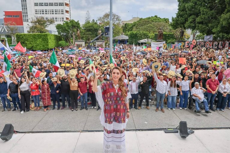 «México tiene rumbo, tiene pueblo y mucha presidenta que gobierna con firmeza, inteligencia, sensibilidad y amor a la patria»: Evelyn Salgado
