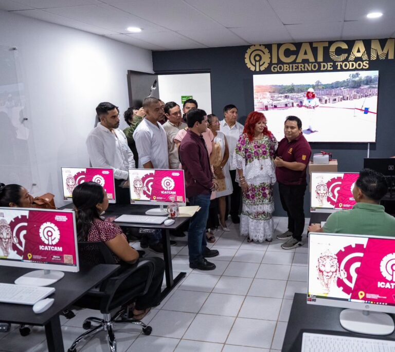 Layda Sansores supervisa instalaciones del ICATCAM